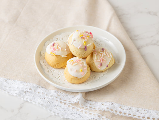 Lemon wedding cookies